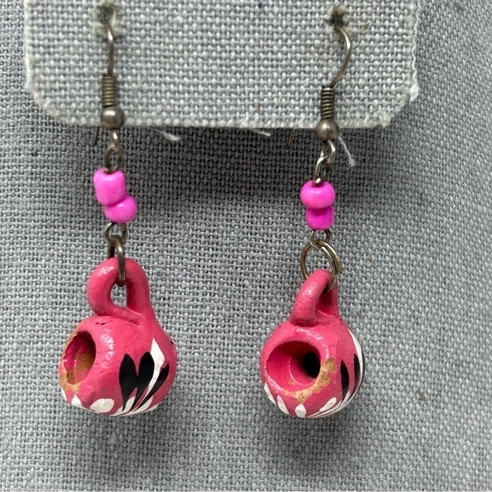 Small Hand-painted Pink White Daisy Floral Mug Dangle Earrings Silver Tone Hook